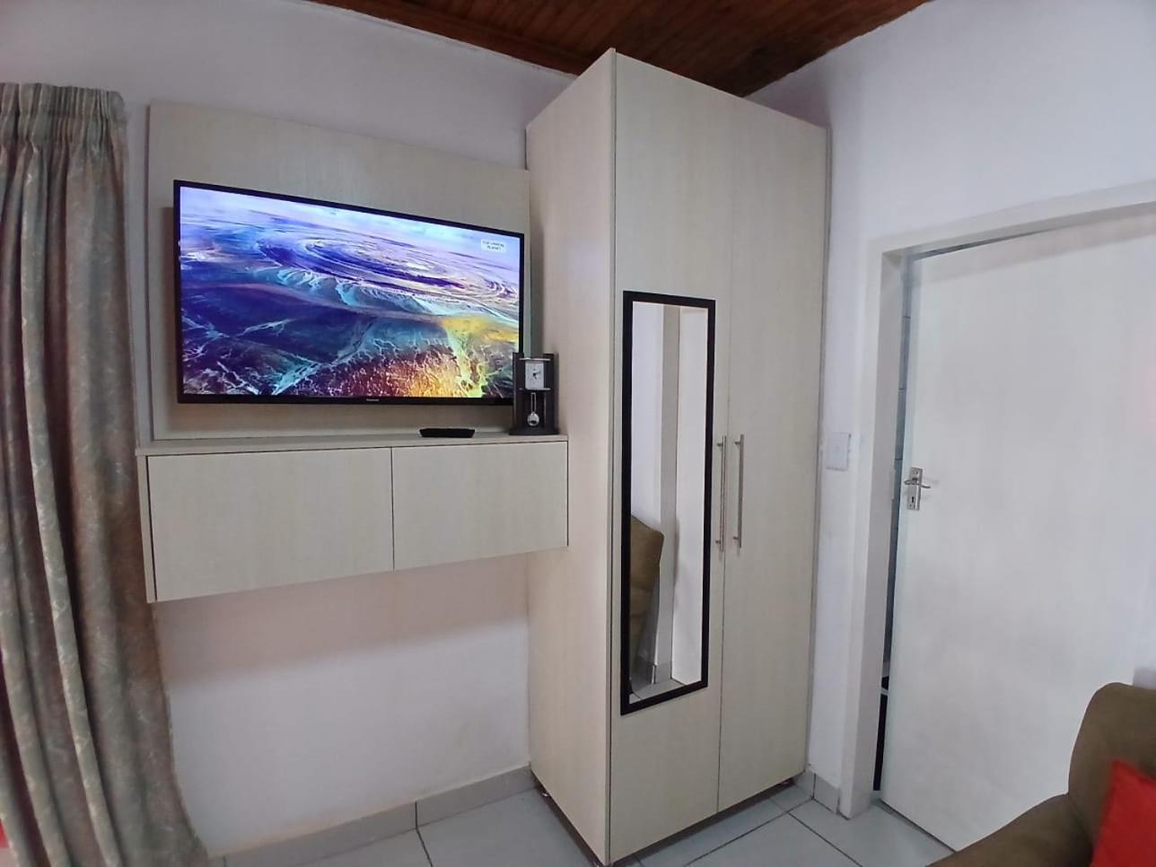 Millenium Homes Центурион Экстерьер фото